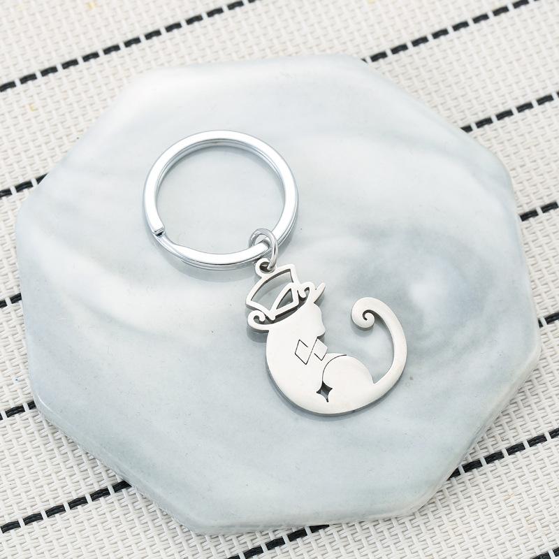 Magician Stainless Steel Keychain Cartoon Magic Design Fashion Game Keyring Practical Creative Party Gift