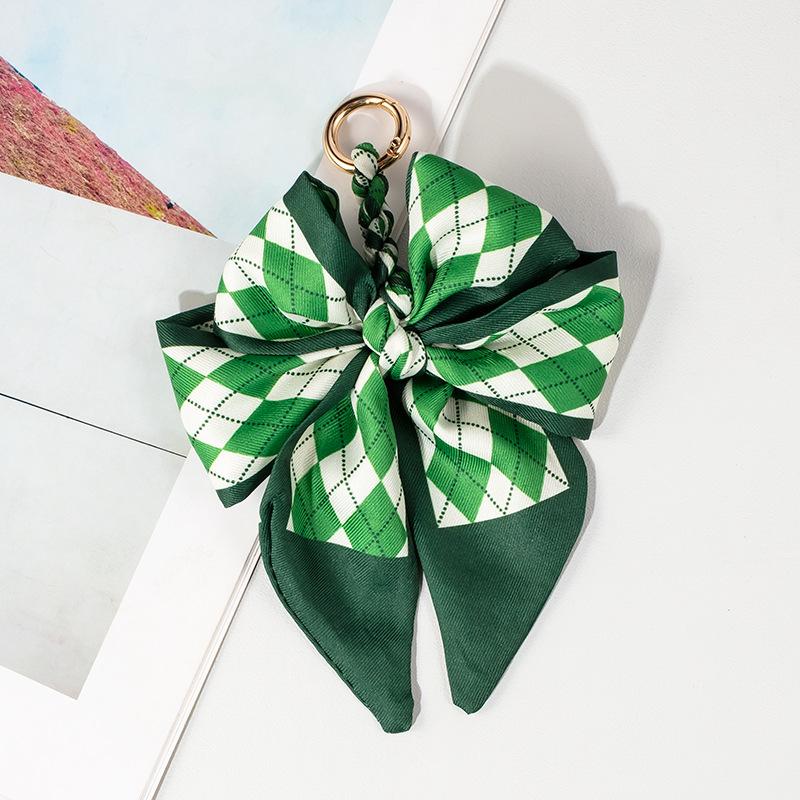 Luxury Bow Chain Bag Charm: Trendy Crossbody Strap and Elegant Pendant Accessory for Influencers