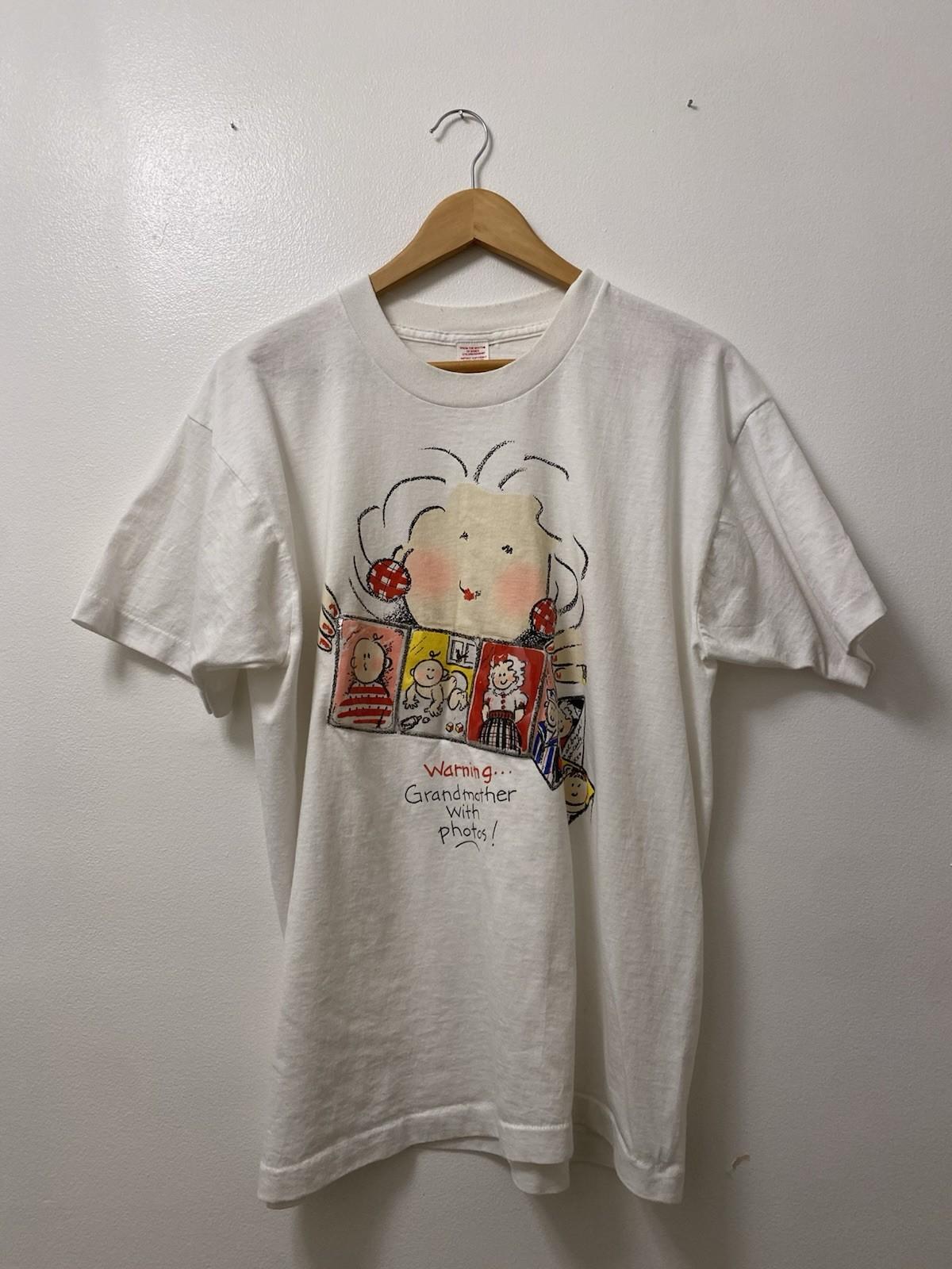 Grandma Photo T-Shirt 3 Photo Pockets Chuckles & Co X-Large White Vintage XXL