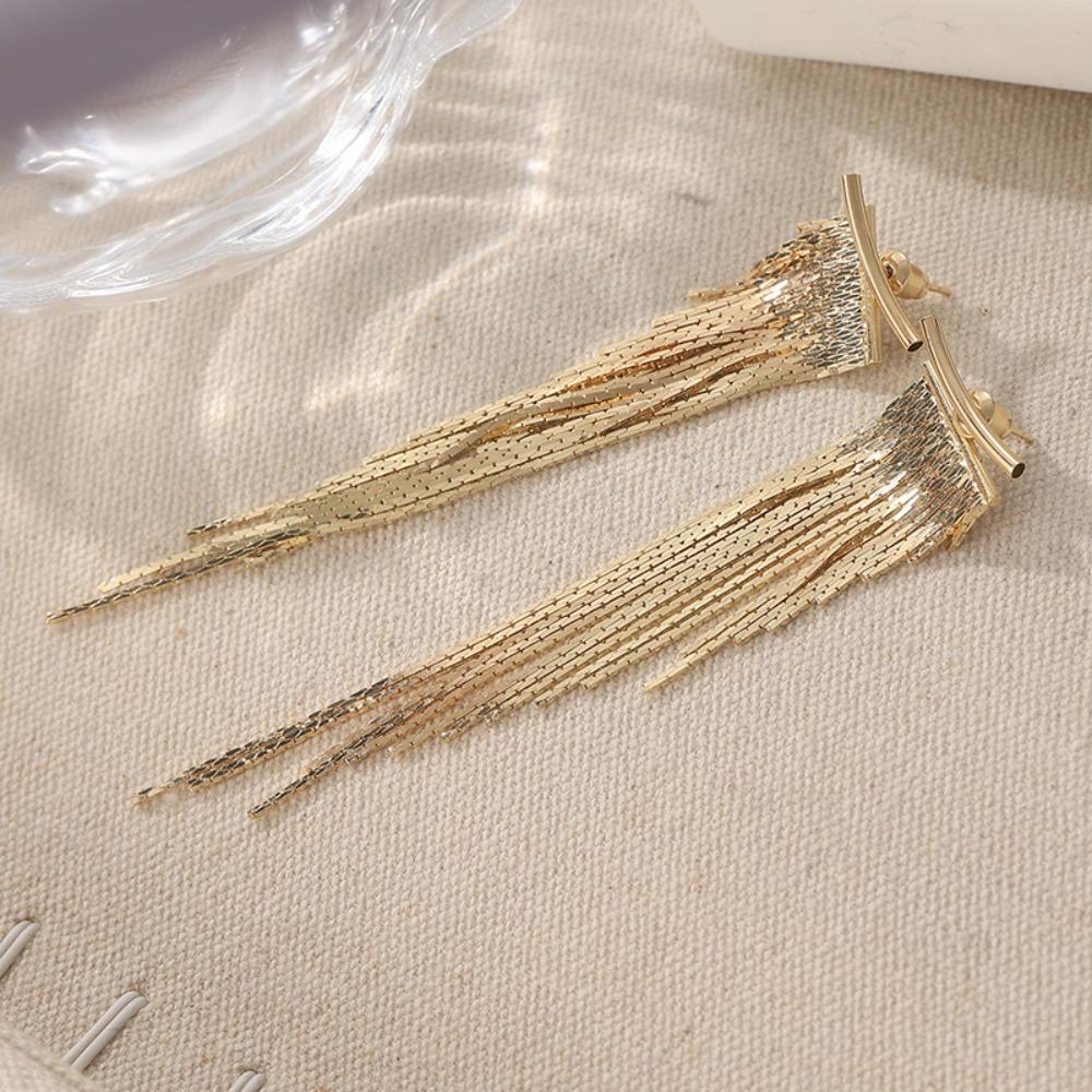 Exaggerated Luxury Gold Color Irregularly Shaped Inclined Long Tassels Dangle Earrings for Women Fashion Party Piercing Jewelry