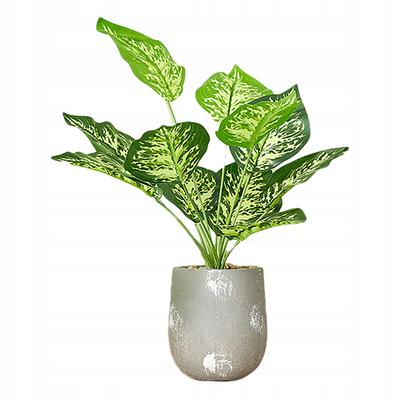 Decoração de casa – Flores e coroas artificiais