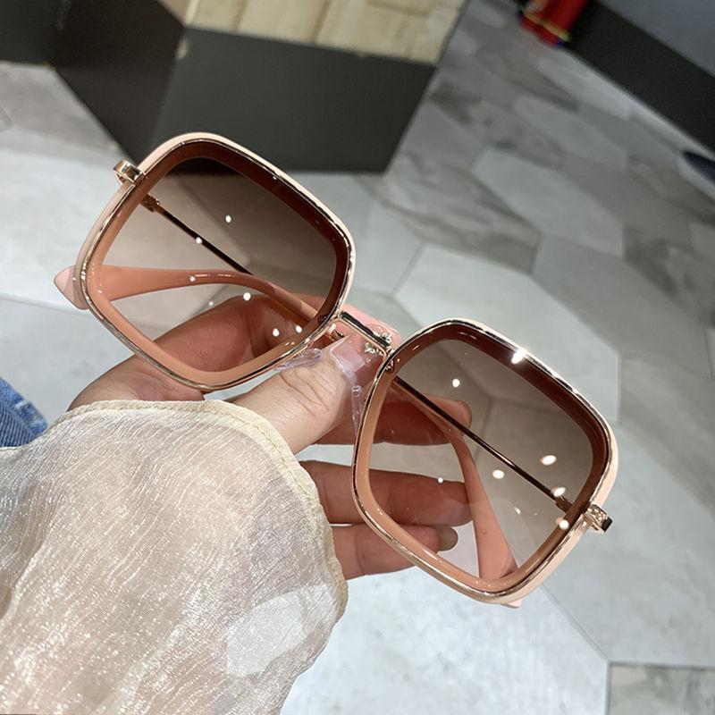 

Солнцезащитные очки женские с круглым лицом, очки с большим лицом, солнцезащитные очки в сверхбольшой оправе, тонкие очки с круглым лицом и звездным приливом.