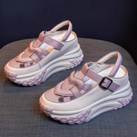 

2024 летние новые ретро плетеные полые спортивные крутые тапочки цвета подходящие мягкие кожаные толстые подошвы внутренняя высота увеличивают папины туфли женские 35 фиолетовый