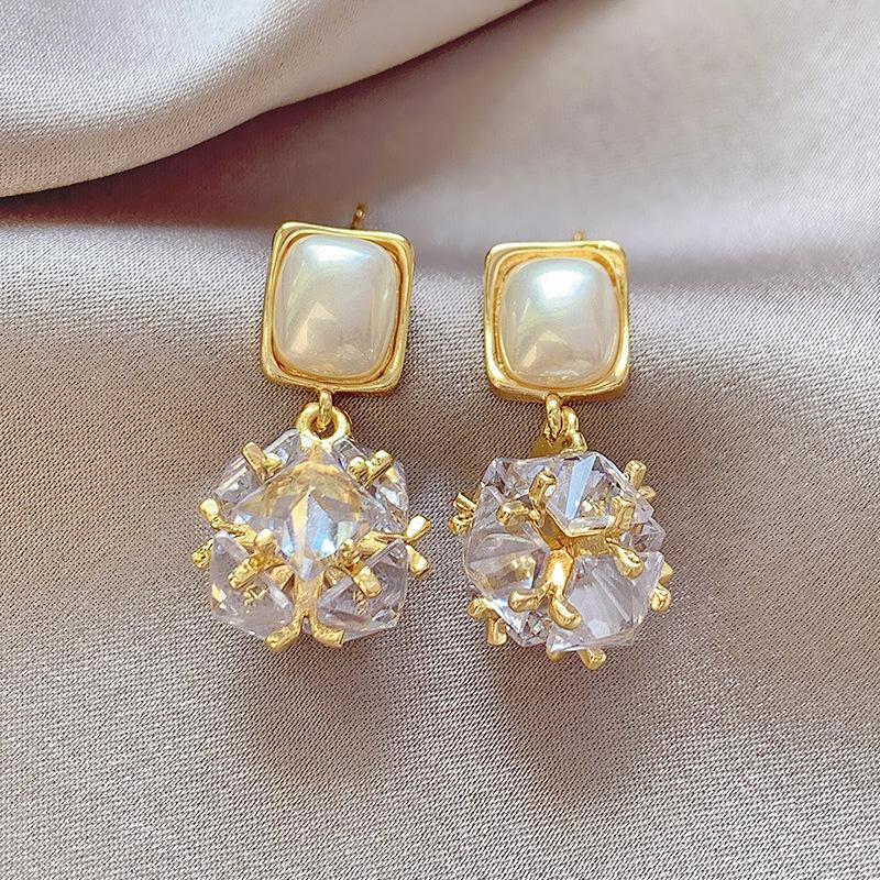 

Легкие роскошные усовершенствованные ощущения простоты супер вспышки пригородных сережек для женщин 1 pair