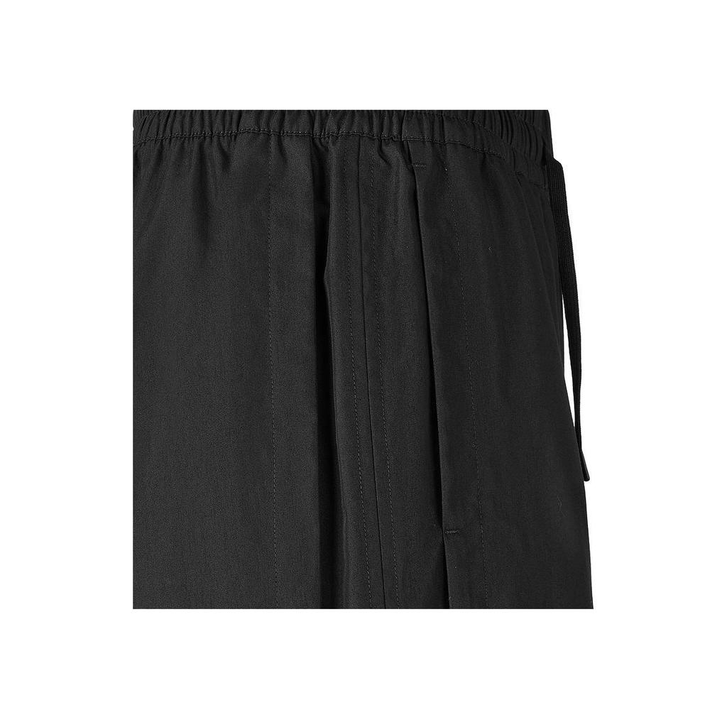 Skechers Comfort Life Series Fashion Logo Versatile Three-Quarter Casual Shorts Women shorts Carbon-Black P225W029-0018