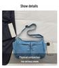 Wszechstronna torba na ramię i crossbody z teksturowanego spranego denimu 2025 z wieloma kieszeniami