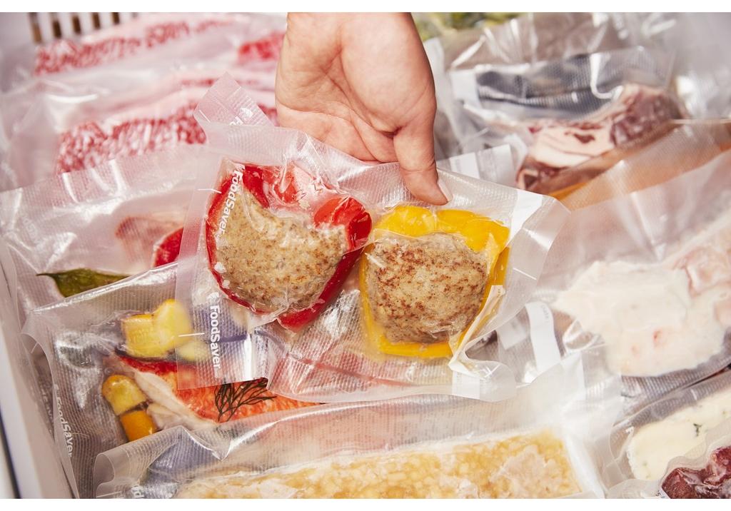FoodSaver Official Vacuum Pack Roll 28cm 4-Roll Set PRBT2