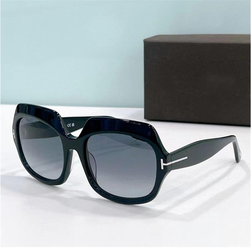 

Guli Nazha Retro Unisex Sunglasses: Classic Frame for a Slimmer Look – 1155 Sun Protection Trendy Design. Standard сірий колір