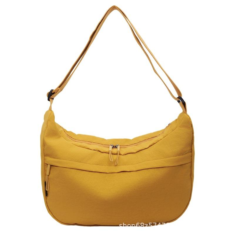 2025 Spring New Single Shoulder Large Capacity Armpit Bag Lazy Wind Crescent Bag Casual Commuter Bag Solid Color Versatile Bag