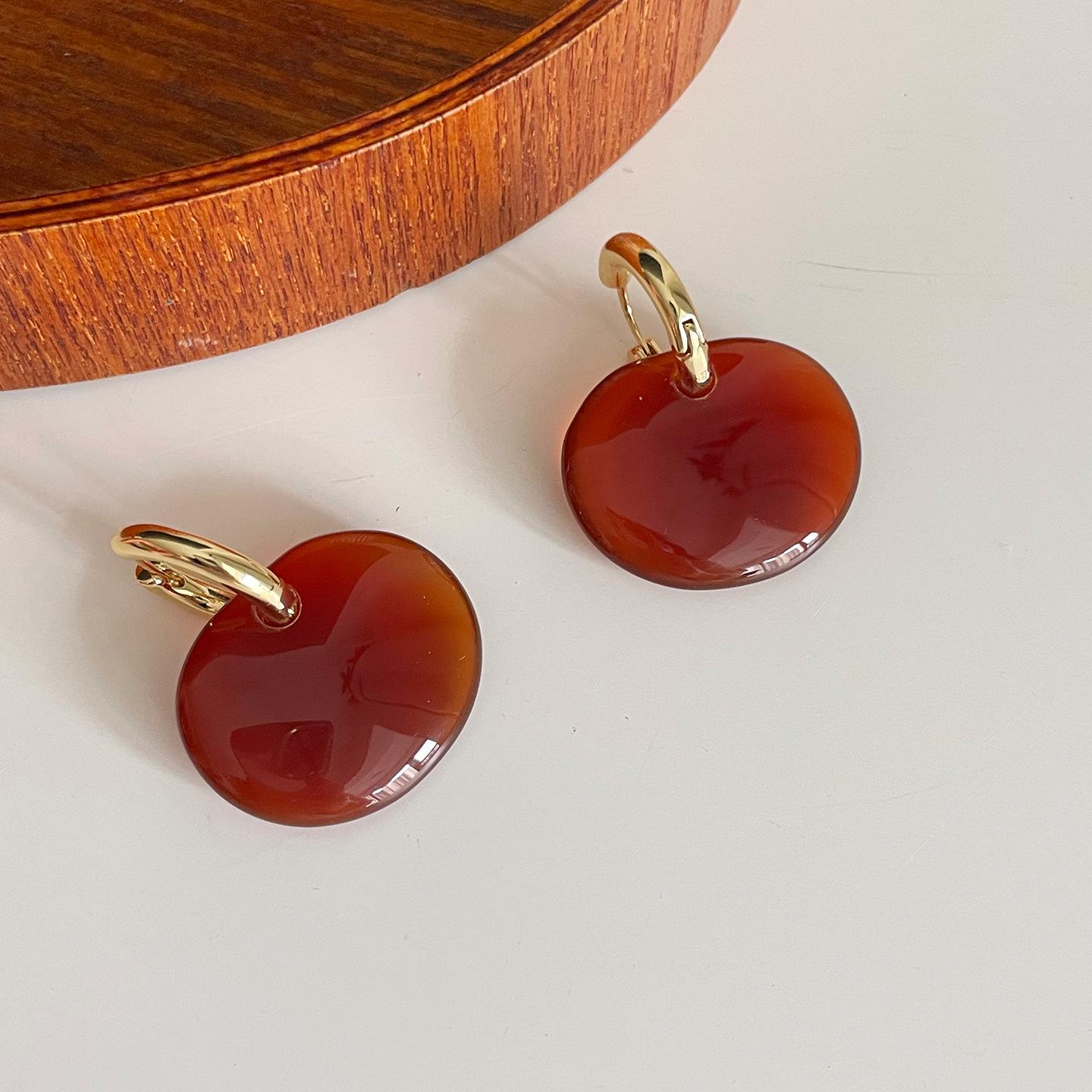 French Retro Geometric Red Agate Asymmetrical Earrings for Women - Versatile Autumn/Winter Style