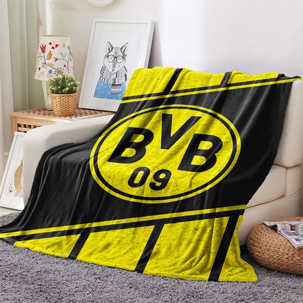 

1pc Bundesliga Print Flannel Blanket, High quality Comfortable for All Seasons, Home Decor, Warmth and Comfort, Perfect for Christmas Gifts 80cm x 120cm