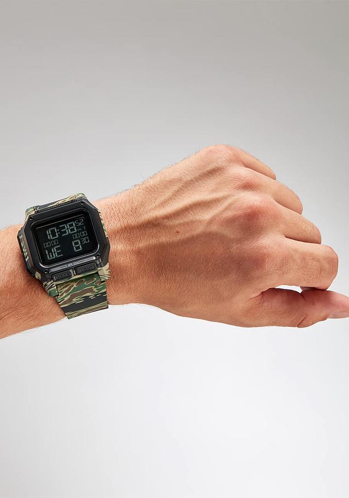 NIXON REGULUS Watch with Rubber Strap Men's A11802351-00