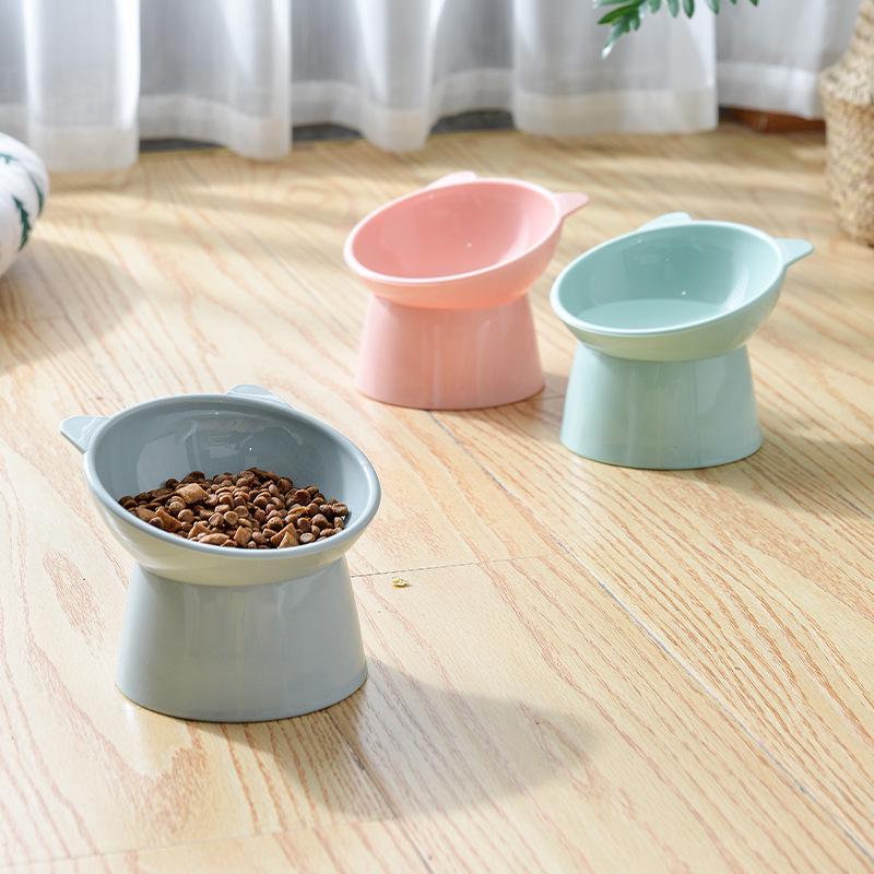 Anti-Tip Large Dog Bowl with Oblique Neck Protection