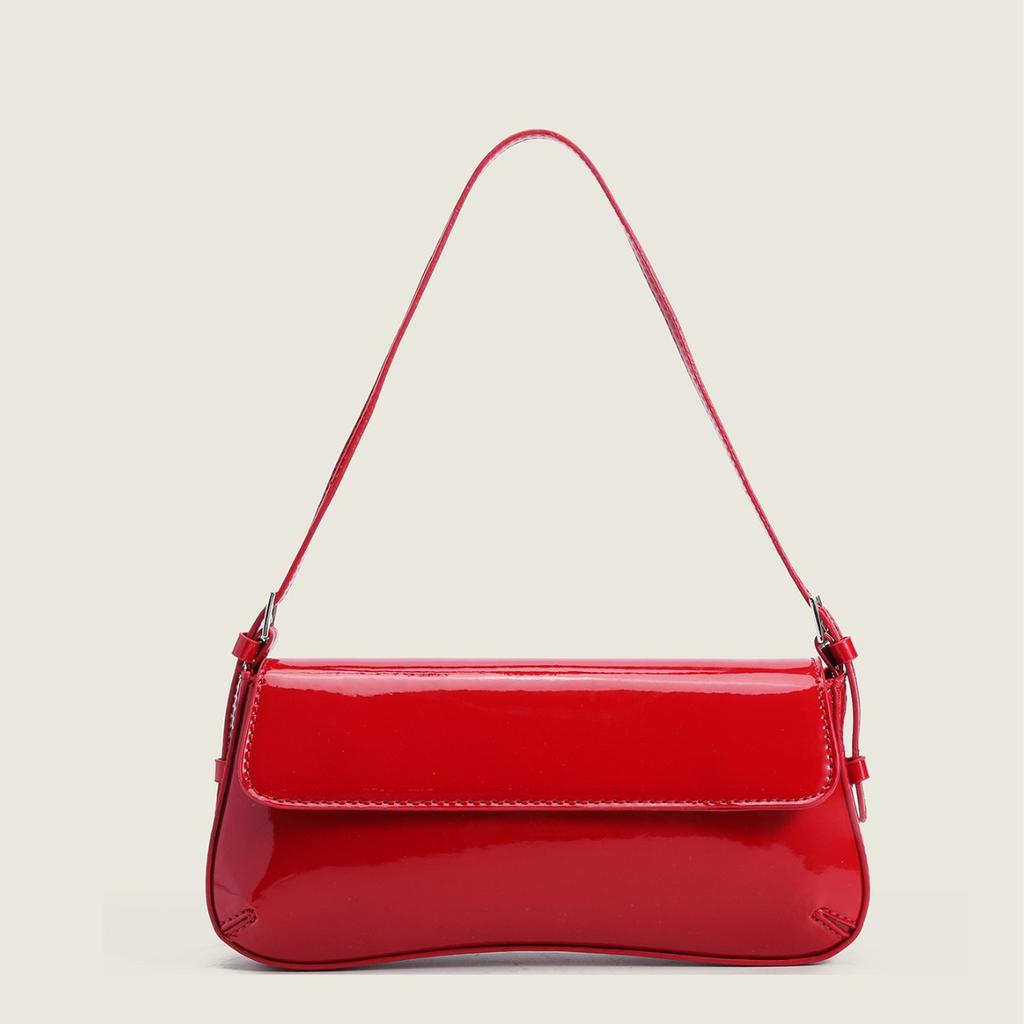 Red Bag Underarm Bag Spring and Summer New Product Fashion Simple Commuter Flip Retro Red Shoulder Bag
