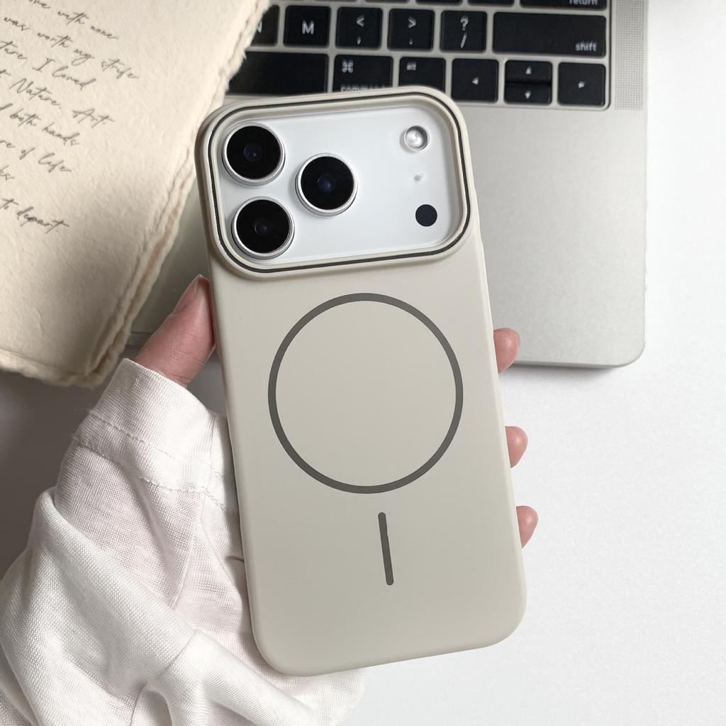 Soft and suitable for Apple 17Promax fine ring magnetic mobile phone case iPhone17 matte skin feel simple and anti-drop case