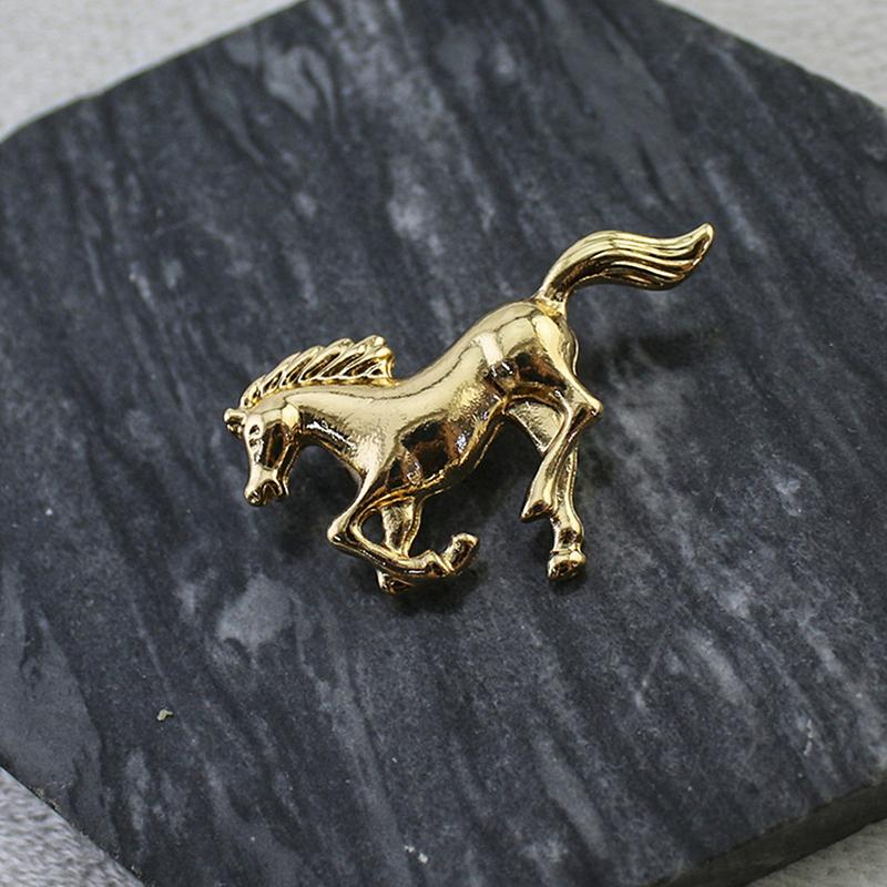 1Pc Brooch Pin Retro Enamel Horse Design Badge Clothes Hats Bags Scarves Collar Lapel Brooch Artistic Accessory
