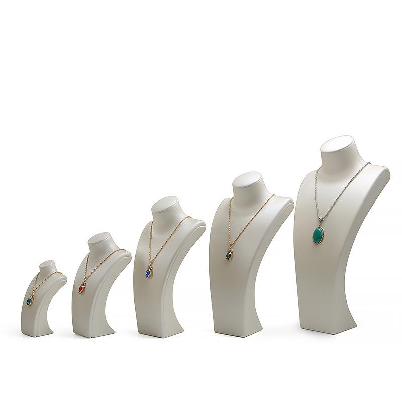 Luxury PU Leather Necklace Display Set Jewelry Model Bust Packaging Mannequin Showcase for Store Jewelry Display Accessories