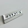 Nuova linea di lusso Linea sportiva Emblema parafango per BMW 730 740 750 750Li Logo laterale Car Styling Refitting Aggiornamento Adesivo cromato opaco