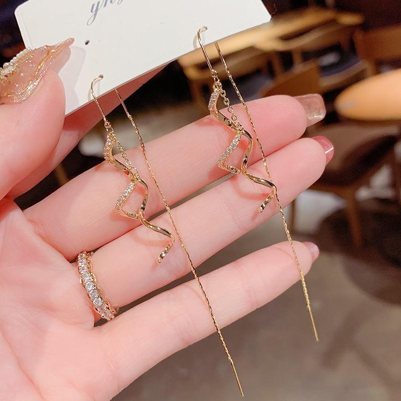 Boucles d'oreilles à longues pampilles pour femmes, style coréen Dongdaemun, design original, boucles d'oreilles polyvalentes