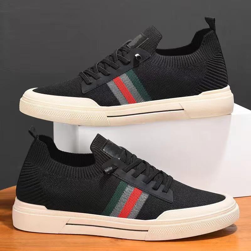 New Men's Breathable Board Shoes, Lazy One-step Shoes, Casual Canvas Shoes