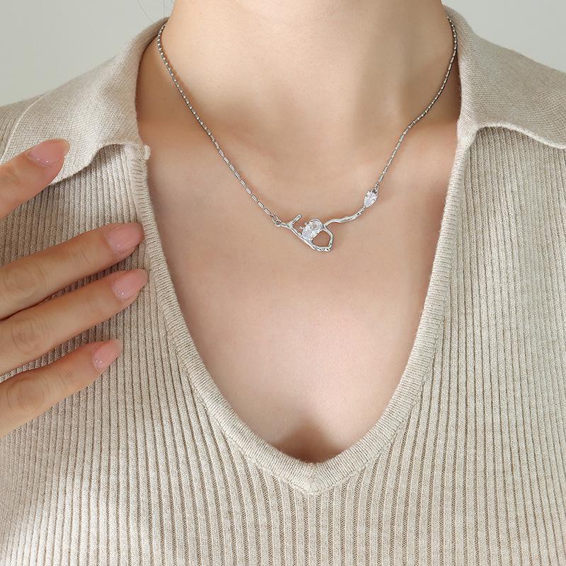 Celebrity-Inspired Gold-Plated Titanium Steel Necklace with Zircon Root-Shaped Pendant