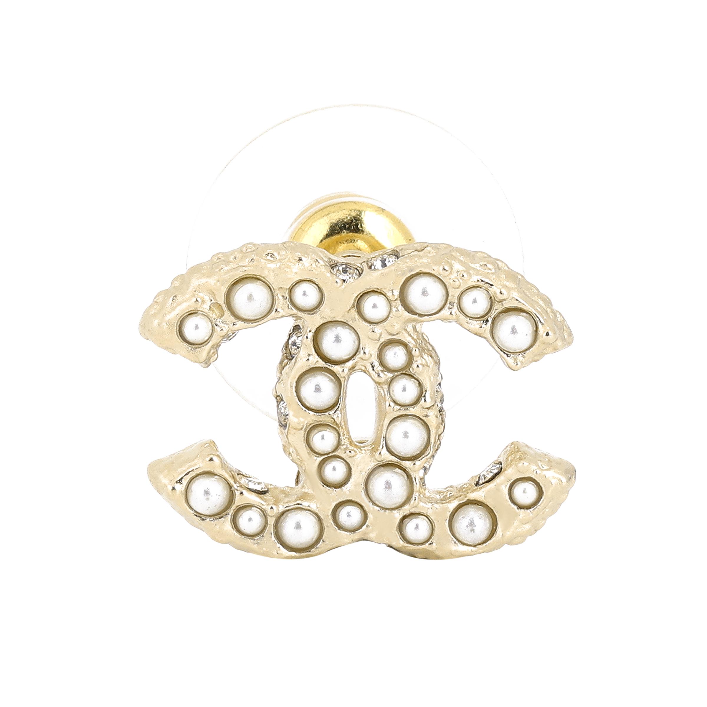 

Chanel Classic Logo Inlaid Design Pearl Metal Diamond Resin Earrings Women earrings Gold A64766Y09530 Box+Shopping Bag