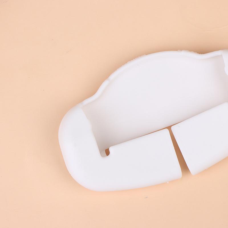 2Pcs Seat Belt Buckle Cover Anti-Scratch Rubber Car Seat Buckle Protector Clip Protection Cover Universal For Suv Sedan