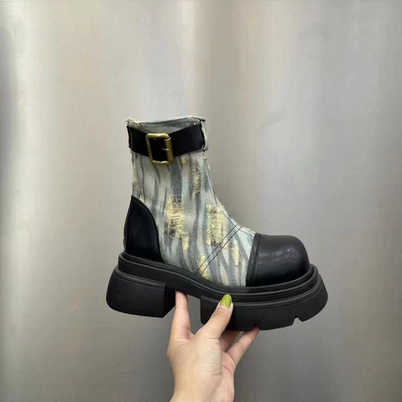 Thick Bottom Cowboy Female Women Boots Platform Thick Sole Short Boots for Women  Lady Motorcycle Boots Women D304