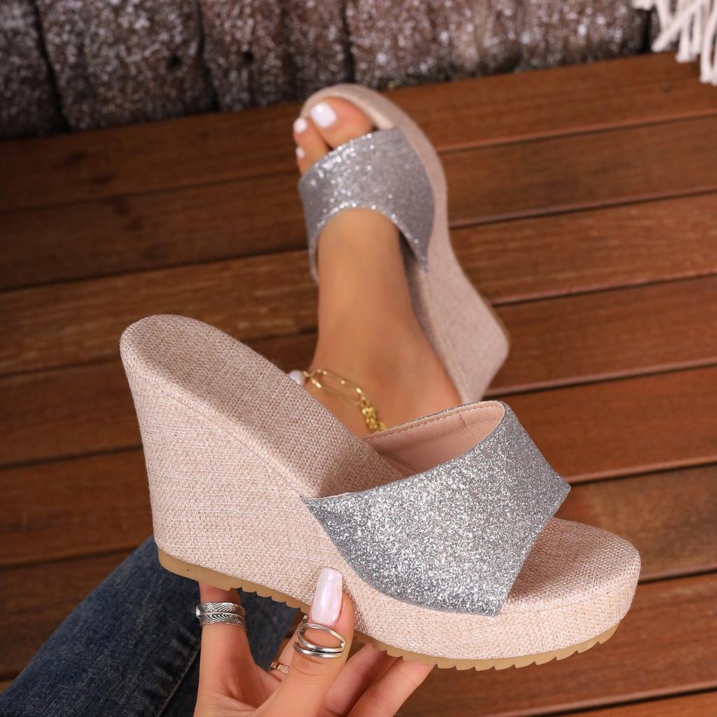 Fashion Golden Sandals Women Slippers Summer Wedges Platform Beach Flip Flops Fashion High Heels Ladies Shoes Pumps Thick Slides Mujer