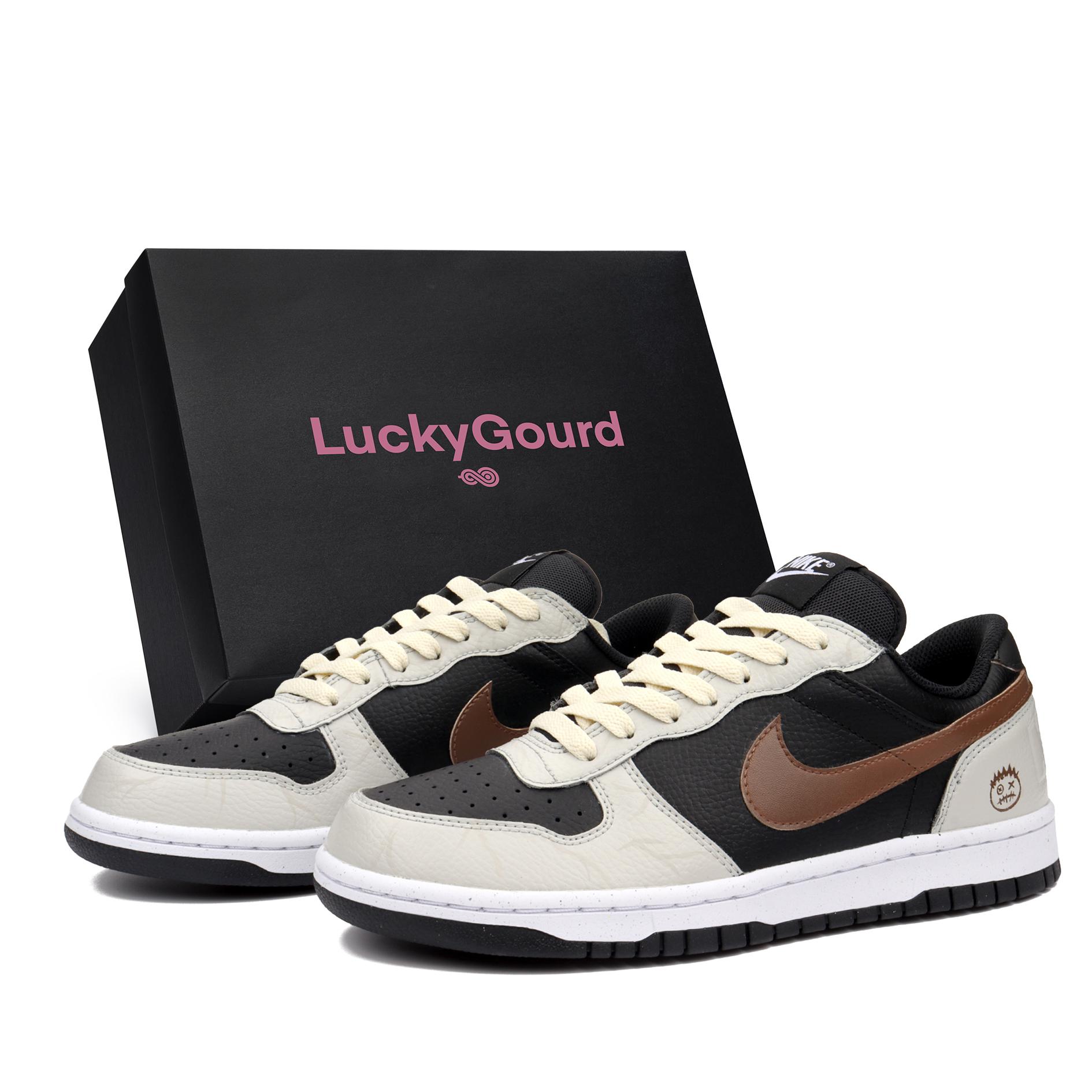

Nike Big Mocha Doll Low top Skateboard Shoes Men s White Coffee 355152-016(Team900--SBOX) 42.5