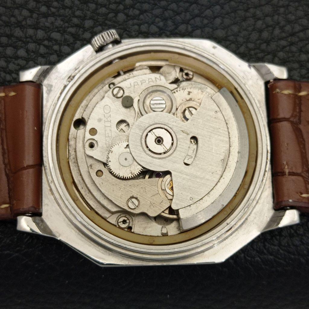 JAPAN VINTAGE SEIKO 5 AUTOMATIC 7009A MENS MAROON COLOR DIAL WATCH a702362-5 R124-a702362