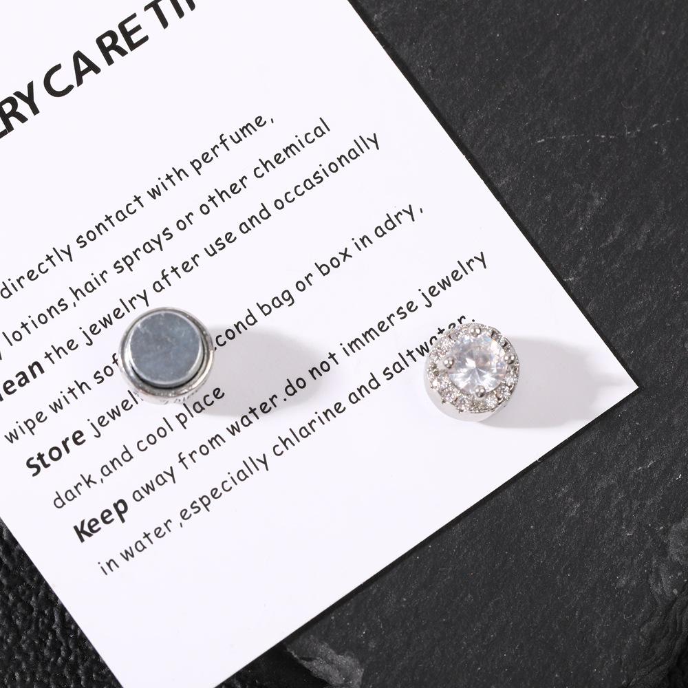 Trendy Unisex Magnetic Ear Clips: Versatile, High-end & No Piercing Needed