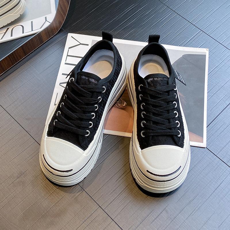 Platform white shoes women's 2025 summer new student casual fashion versatile low-top platform heightening mesh shoes women's shoes