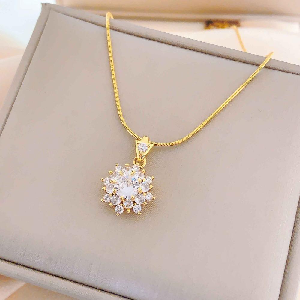 Necklace Women Do Not Fade Summer Small Cute Temperament Titanium Steel Necklace Versatile High-end Jewelry Simple Collarbone Chain