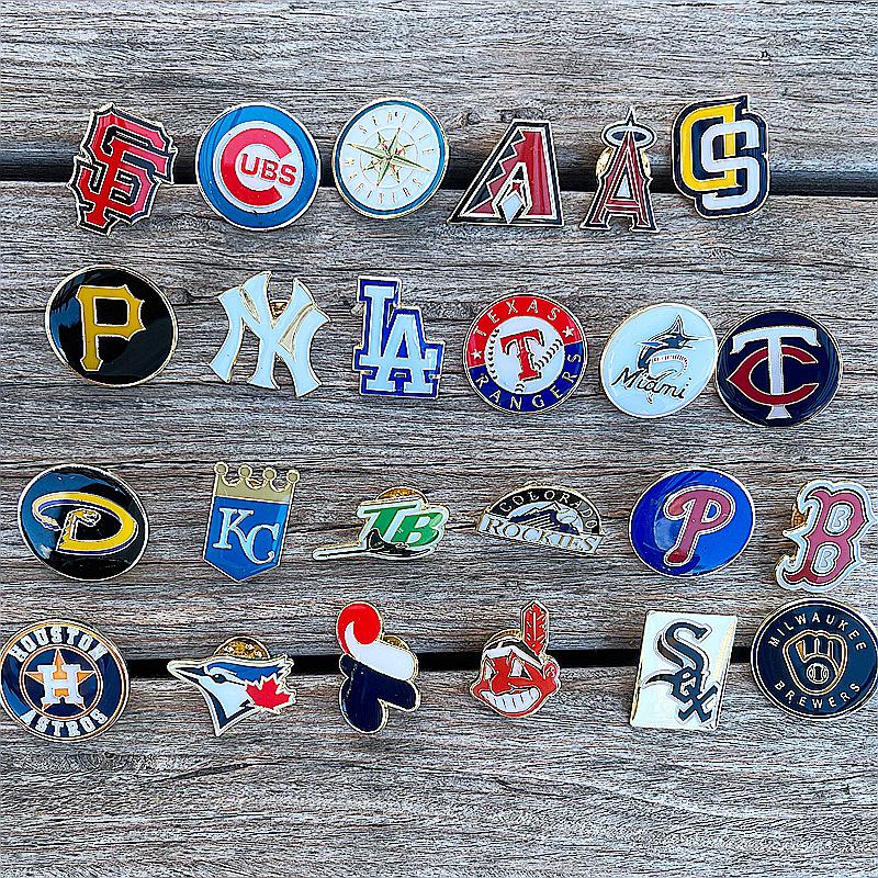 Metal Badge Button Brooch: Boston Red Sox, New York Yankees, Los Angeles Dodgers Magnet