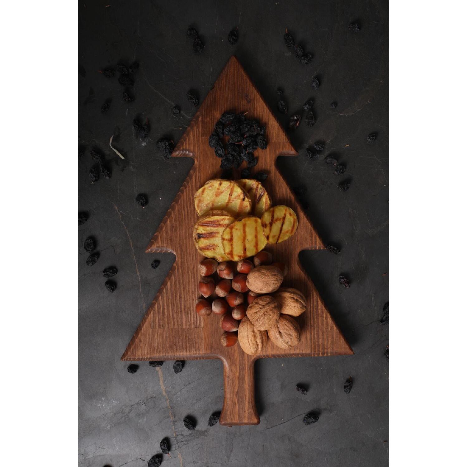 

New Year s Tree Natural Wooden Cheese And Presentation Plate коричневий