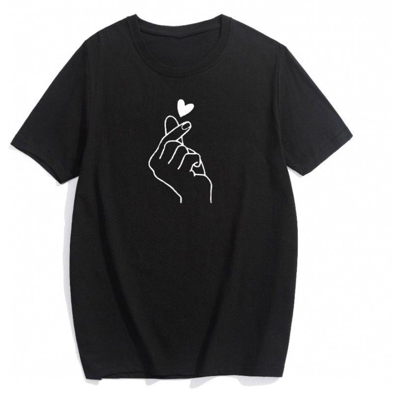 

Stylish Heart Print T-shirt For Women Featuring Soft Comfortable Fabric And Casual Design чёрный