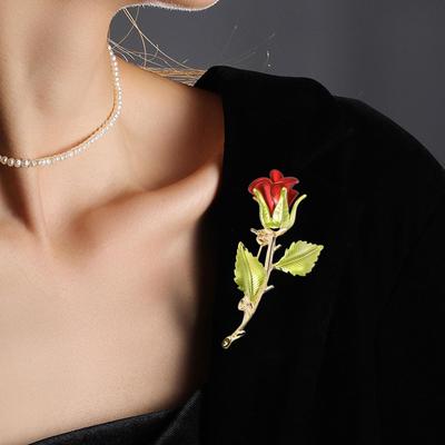 Brož s růží, slitina, na Valentýna, na klobouk, k narozeninám, na oblečení