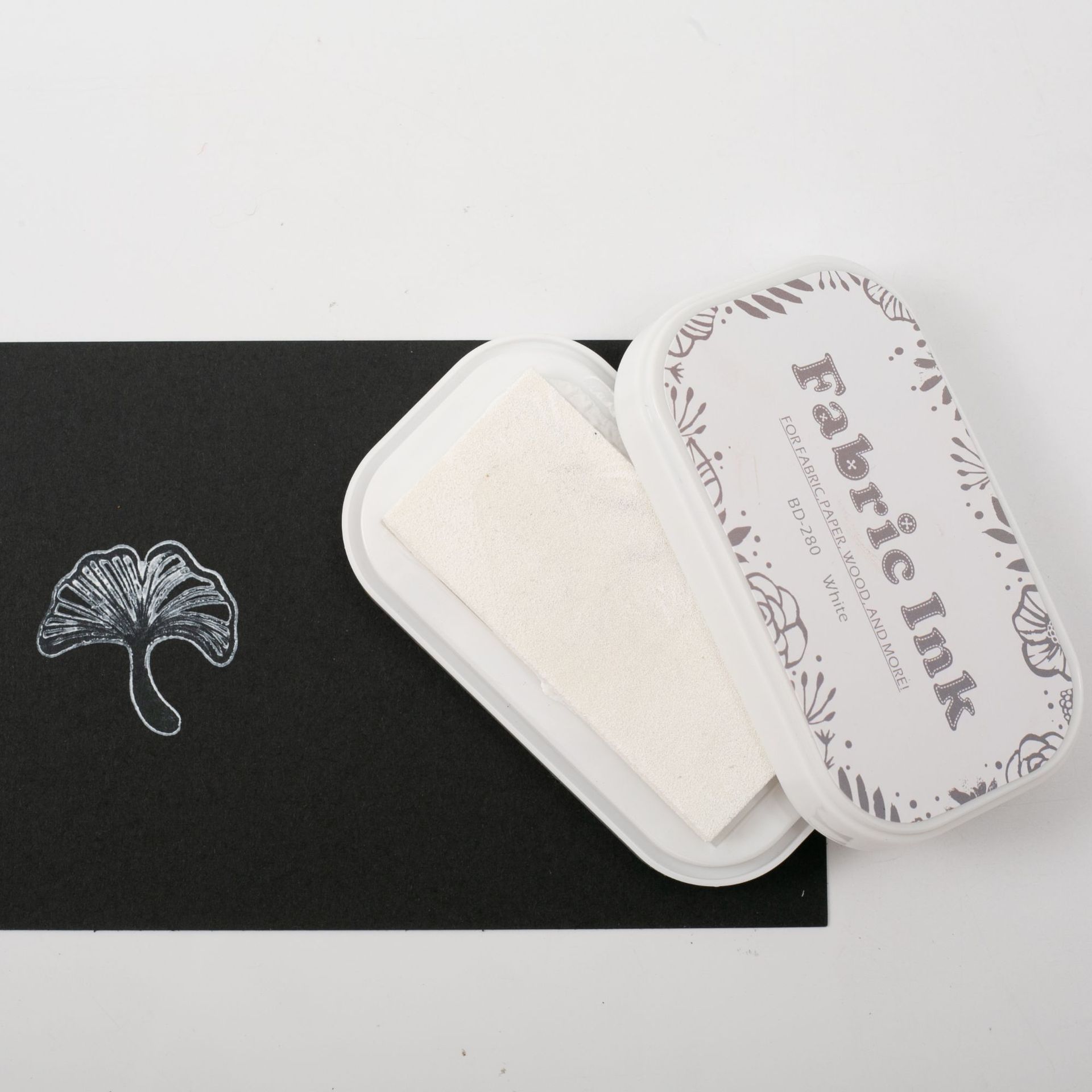 

35 Colors Retro Colorful Ink Pad for DIY Cloth Craft Rubber Stamps Fabric Wood Paper Scrapbooking Pad Wedding Making Ink Stamp белый