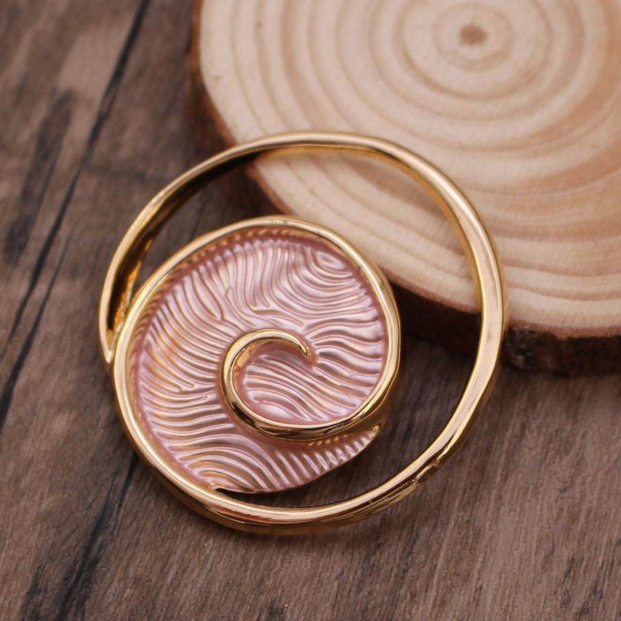 New geometric hollow enamel flower magnetic brooch, fashionable high-end multi-functional women's brooch