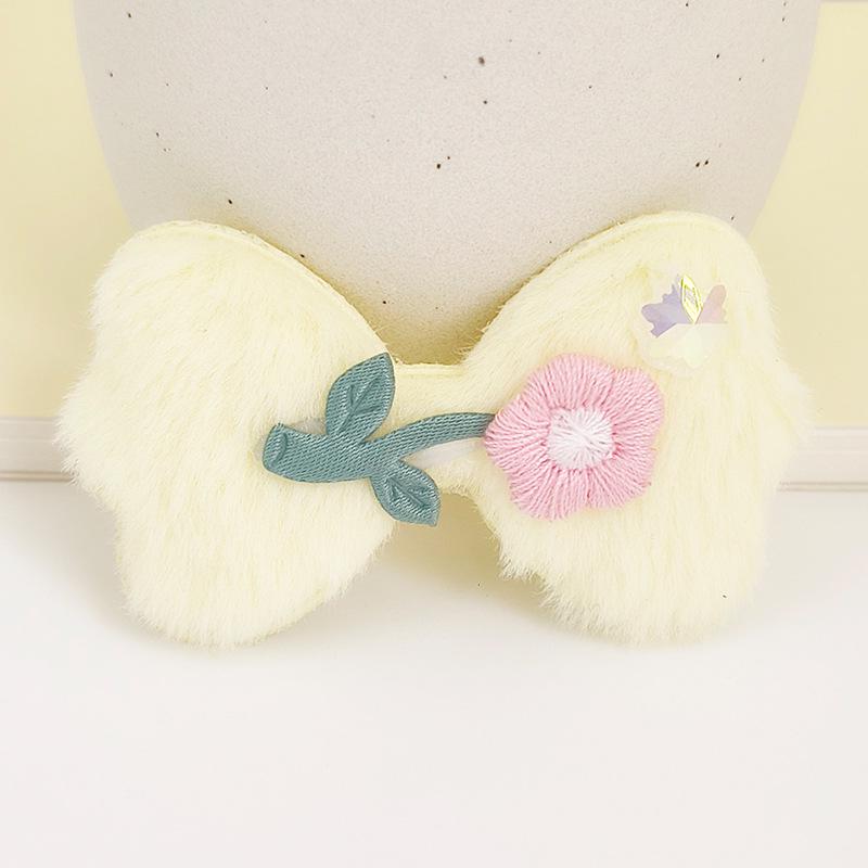 Women's Decorative Accessories: Embroidered Cartoon Flower Bowknot Fabric Patches for Clothing, Shoes, and Hats.