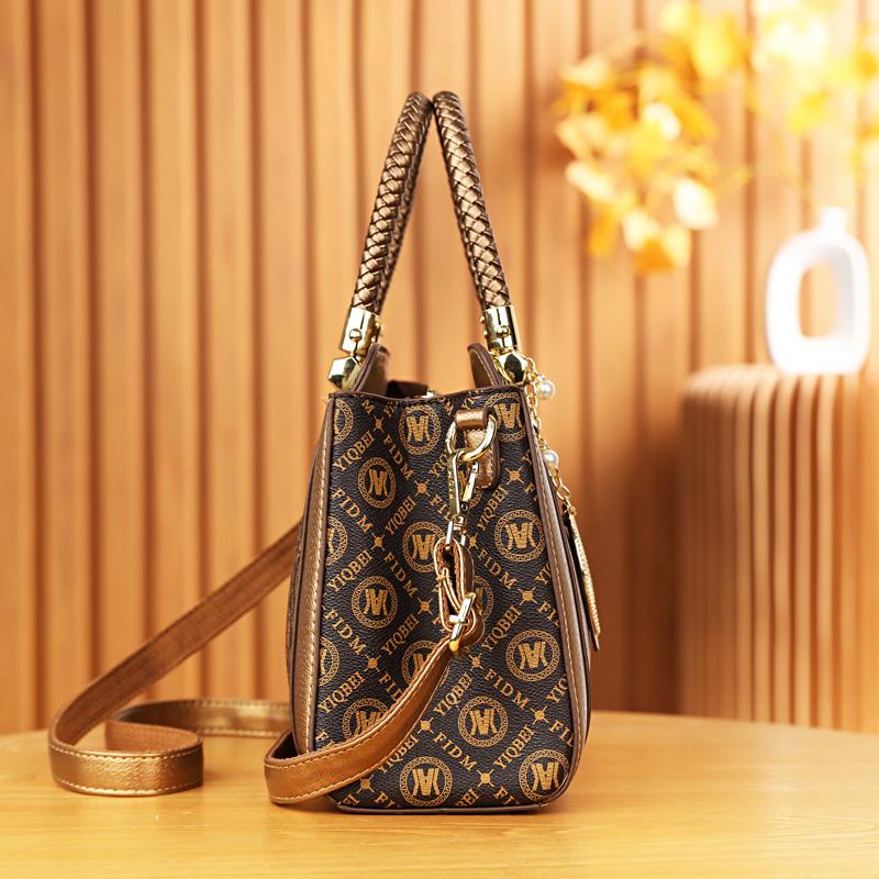 Retro Printed Letter Bag for Women  All-in-one Crossbody  Senior Texture  Elegant