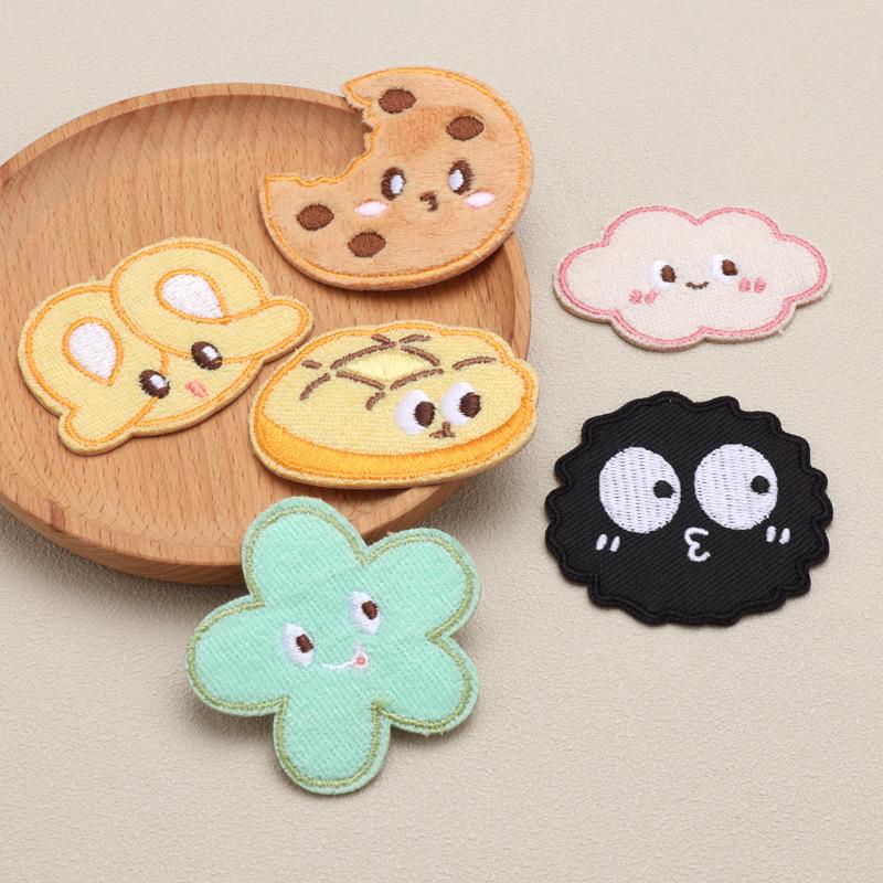 Adorable Cartoon Self-Adhesive Embroidery Patch for Clothing, Backpacks & Notebooks