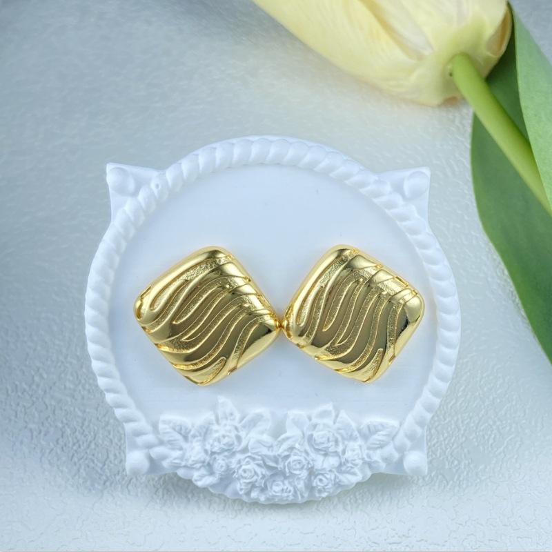 2024 Autumn Women's Tassel Striped Metal Earrings - Niche European & American Design