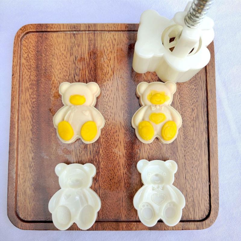 50g Cute Beer Shaped Pastry Moulds Mooncake Molds Mooncake Mould Hand Pressure Plastic Material Baking Accessories Tools