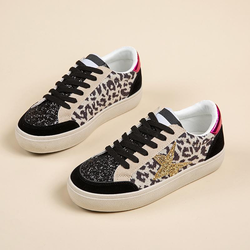 

Осенние новые женские повседневные туфли на платформе с нескользящей мягкой подошвой, модные белые туфли в стиле звезды 41