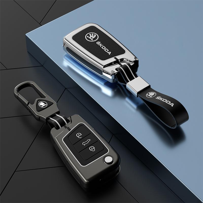 LRWS9 Car Flip Remote Key Case Cover Holder Shell for Skoda Octavia Kodiaq Karoq Zinc Alloy Leather Protector Keychain Accessories