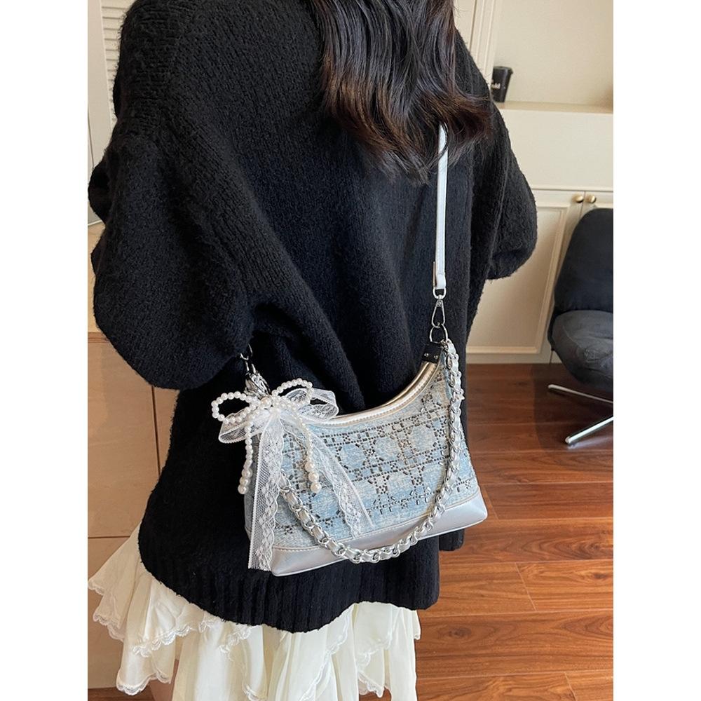 This Year, the Popular Small Bag Women's 2025 New Summer Versatile Underarm Bag Niche High-end Shoulder Messenger Bag