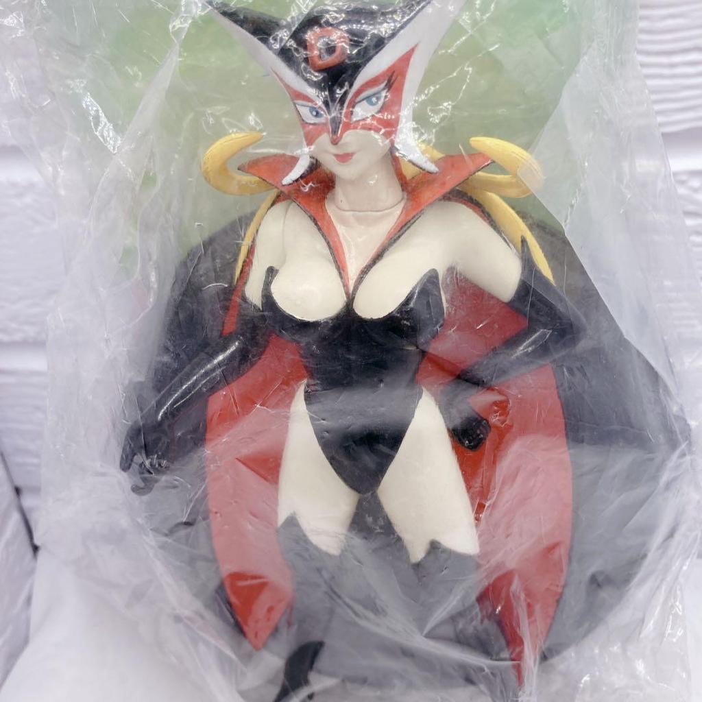 [USED] Anonymous Shipping Valuable Tatsunoko Character Figure 2 Doronjo Retro Sexy