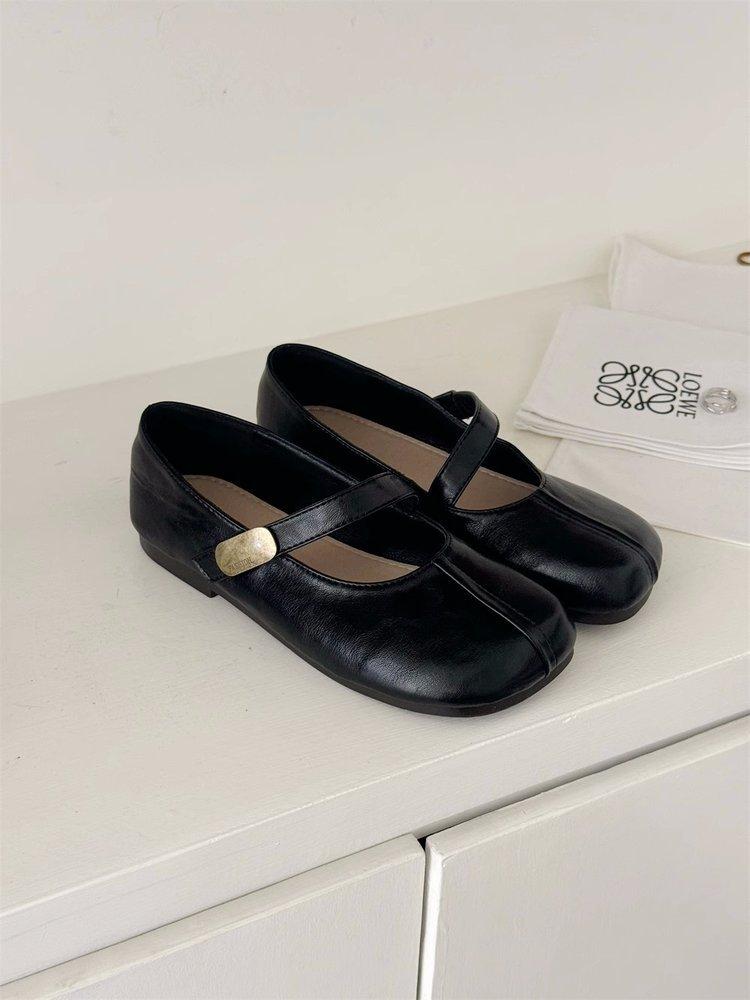 

Женские туфли Мэри Джейн на плоской подошве серебристого цвета, новая модель, с круглым носком, для работы, универсальные, с неглубоким вырезом, одинарные туфли 39 чёрный